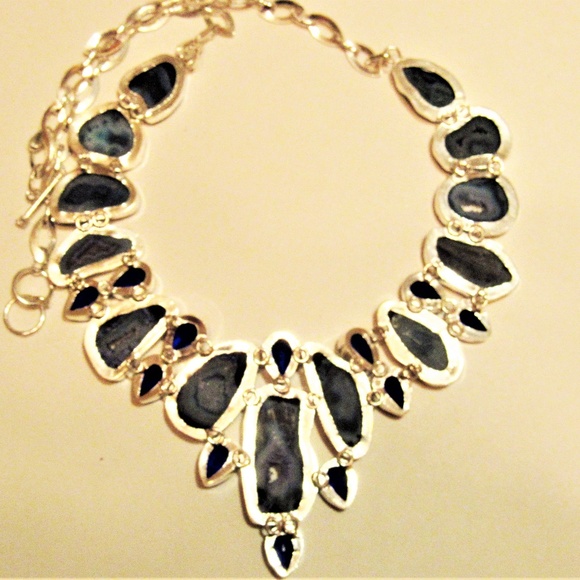 Stunning Crystal Blue Agate Slice Druzy Necklace - Picture 4 of 5